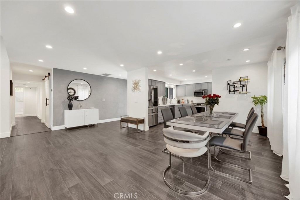 8746 Ruffner - Photo 4