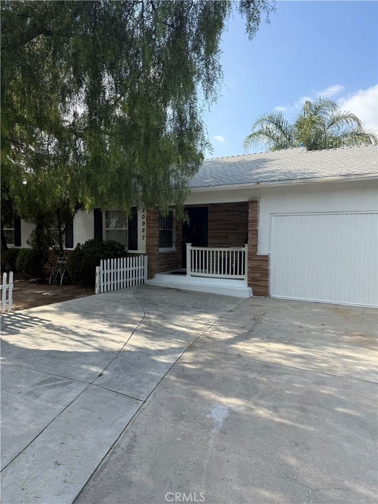 20957 Community St. - Photo 0