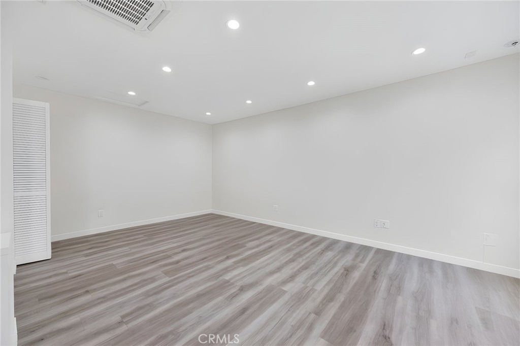 8744 Ruffner Avenue - Photo 2