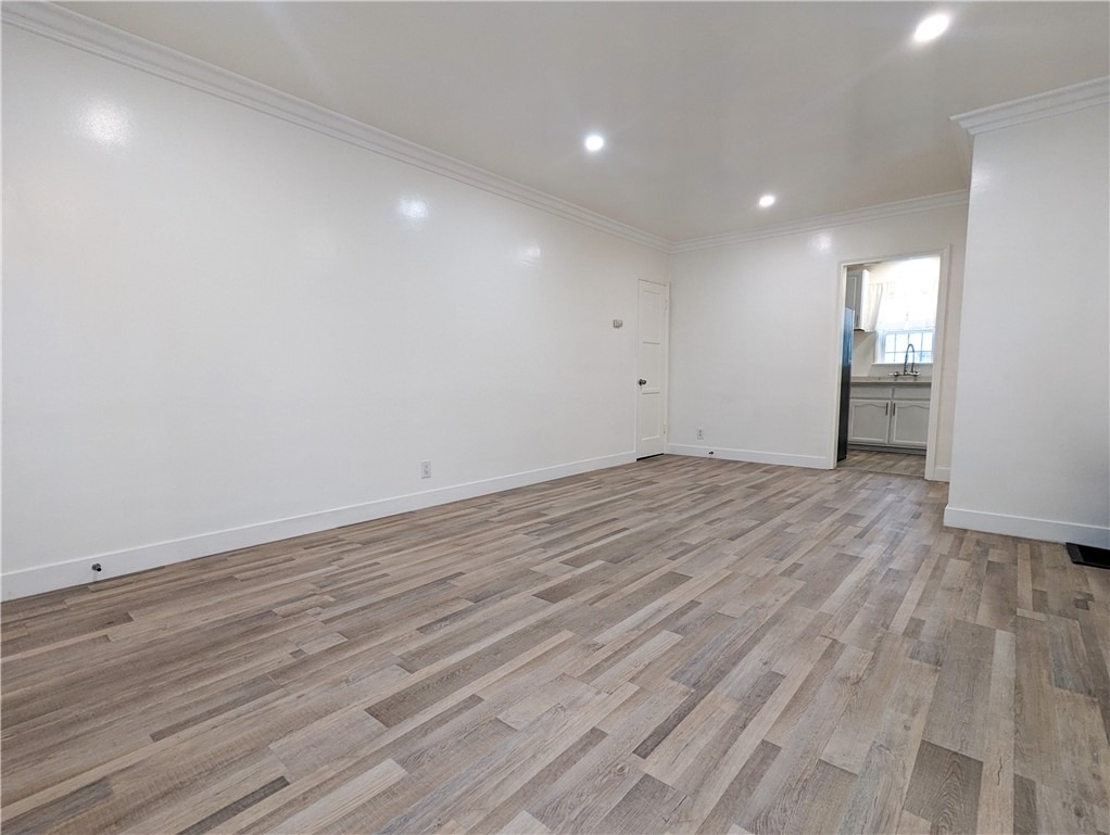 6101 S Hobart Boulevard - Photo 6