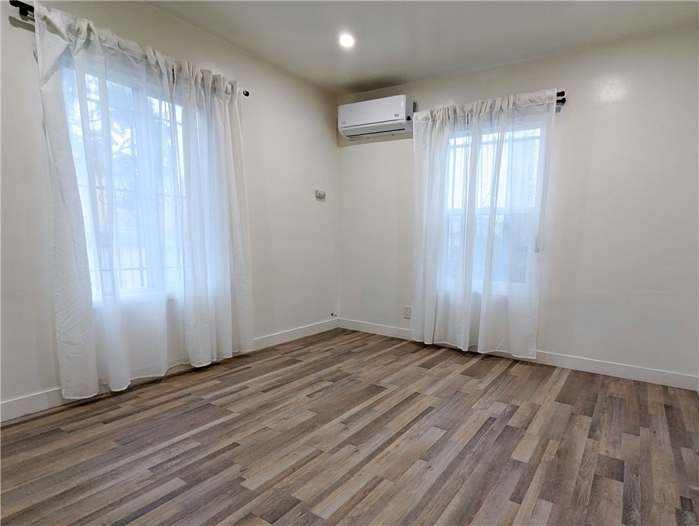 6101 S Hobart Boulevard - Photo 10