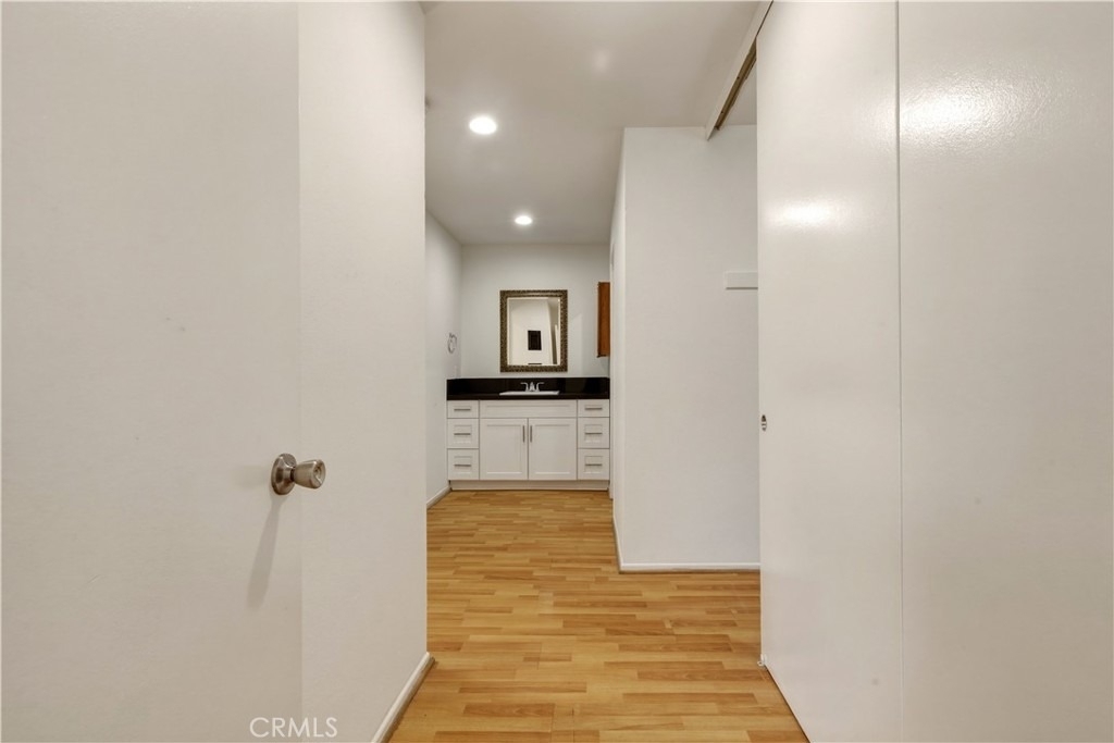1155 Linden Avenue - Photo 8