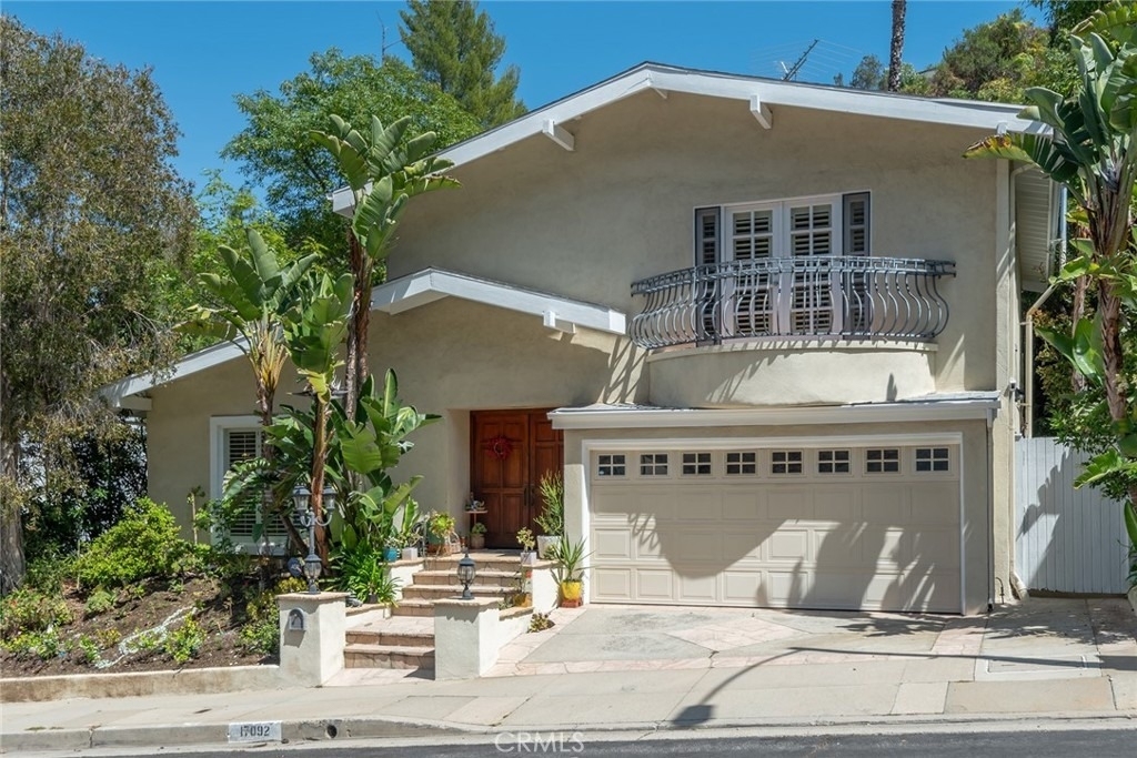 17092 Escalon - Photo 1