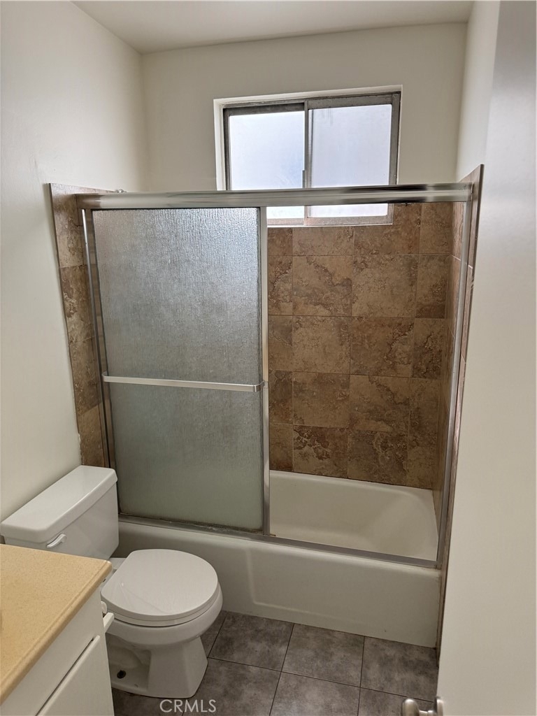 1164 Irving Avenue - Photo 17