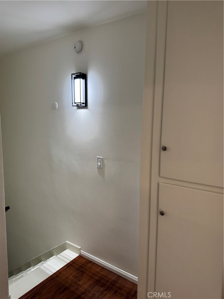 1164 Irving Avenue - Photo 18