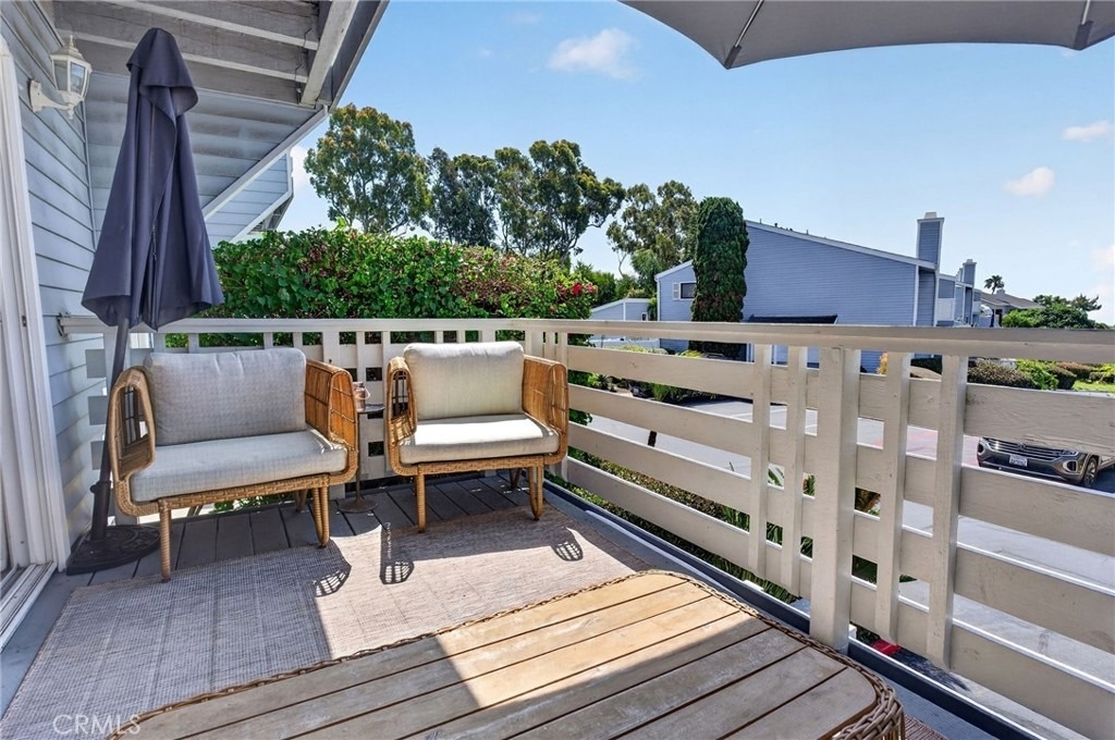 24601 Harbor View Drive - Photo 10