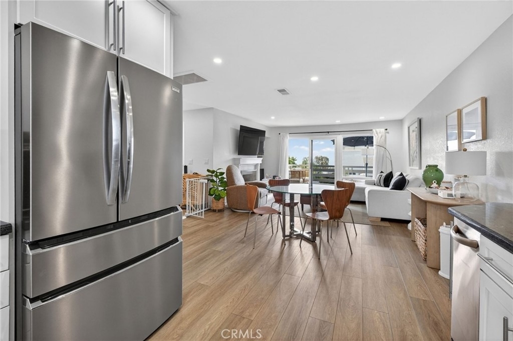 24601 Harbor View Drive - Photo 17