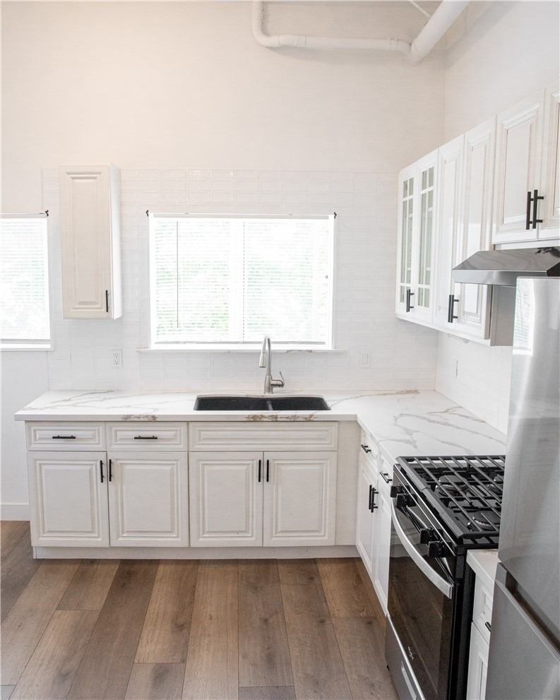 5908 Atlantic Avenue - Photo 2
