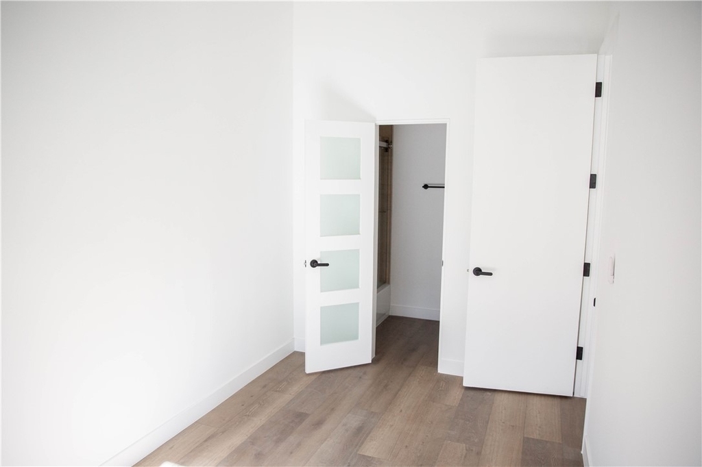 5908 Atlantic Avenue - Photo 10