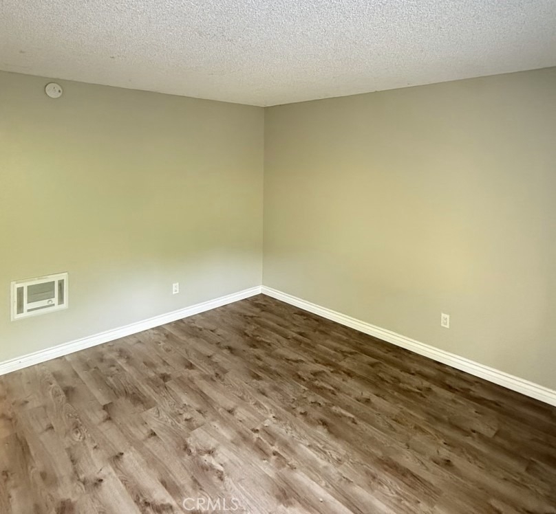 23732 Hillhurst - Photo 23