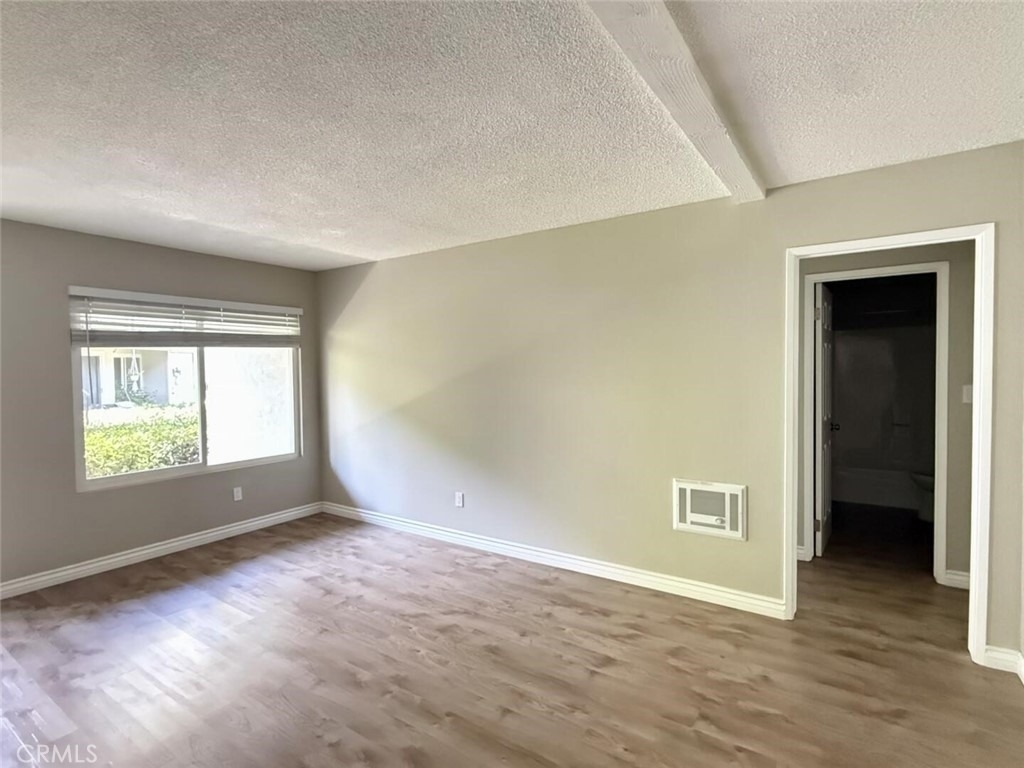 23732 Hillhurst - Photo 12