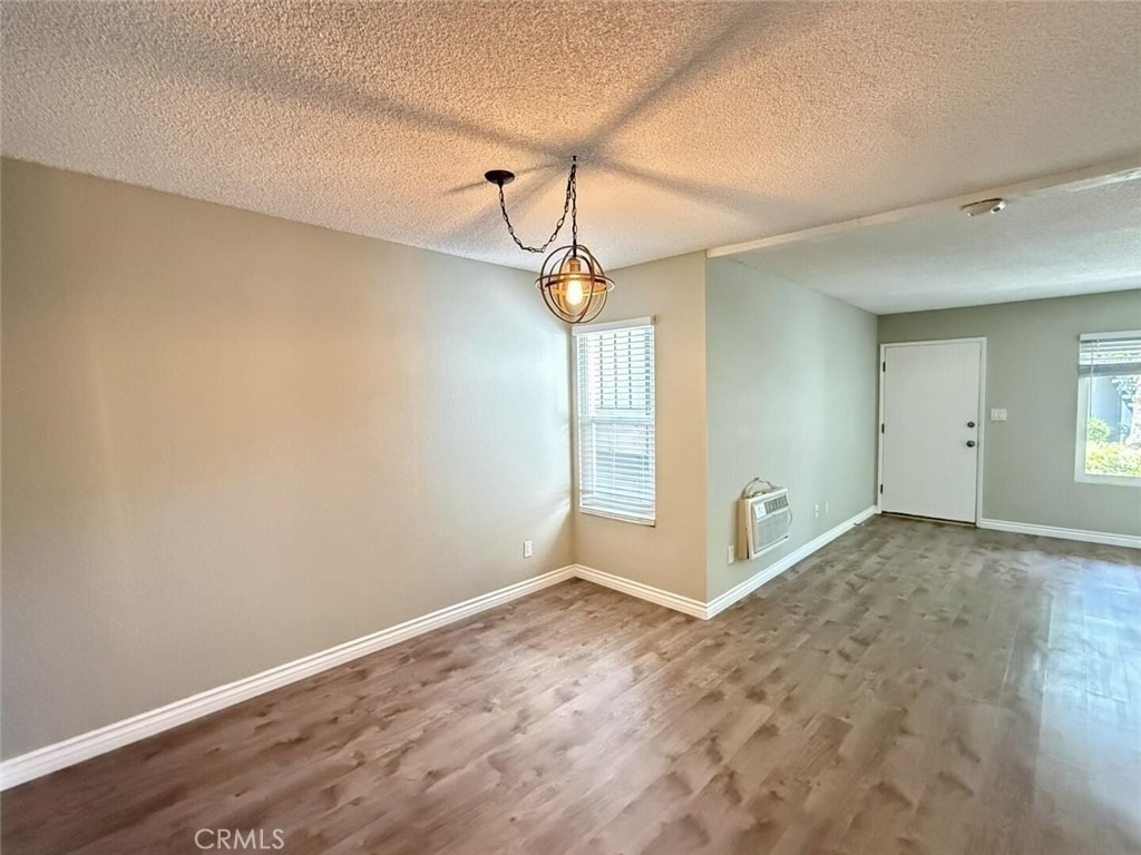 23732 Hillhurst - Photo 13