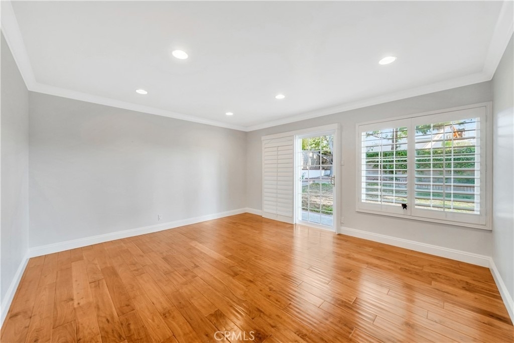 24692 Julie Ave - Photo 14