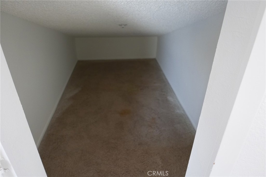 16795 Roosevelt - Photo 11