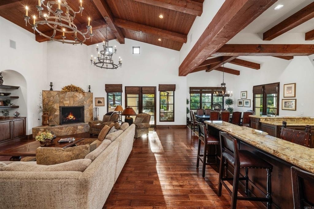 6870 La Valle Plateada - Photo 11