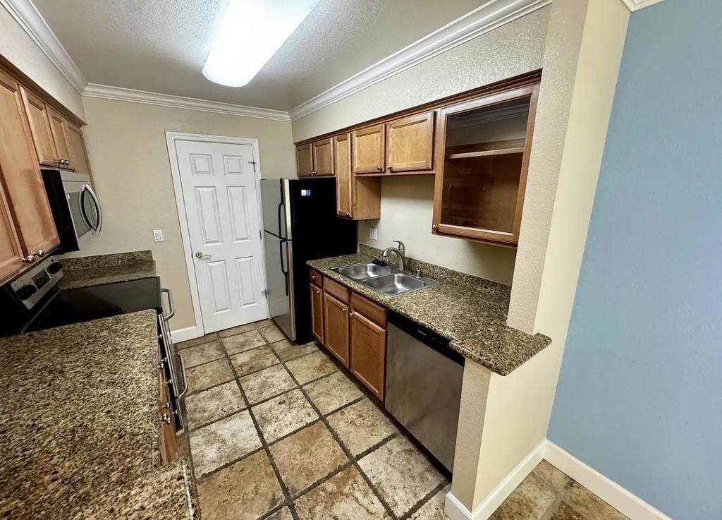 331 Eastridge Drive - Photo 2