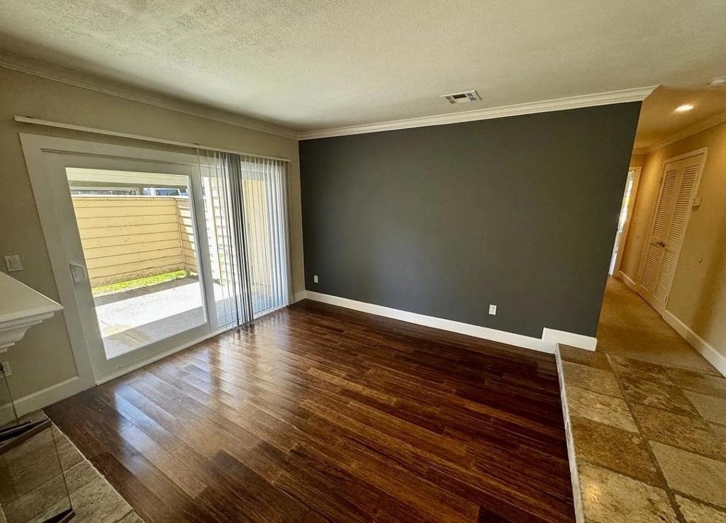 331 Eastridge Drive - Photo 4