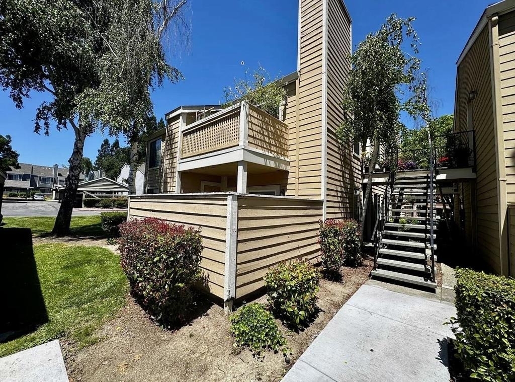 331 Eastridge Drive - Photo 0