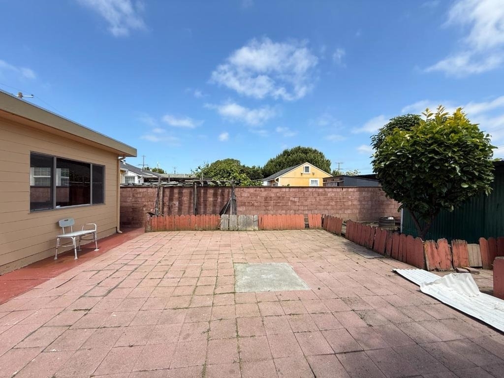 1226 148th Avenue - Photo 24