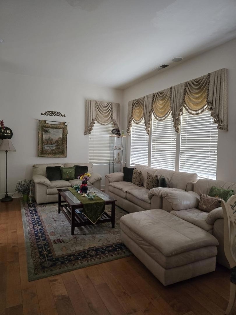 3186 Amaro Lane - Photo 2