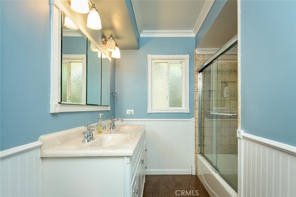 6250 Altura Avenue - Photo 8
