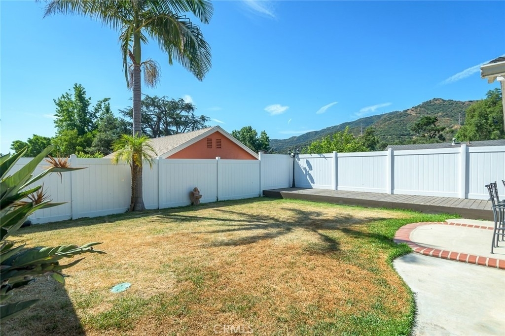 6250 Altura Avenue - Photo 10