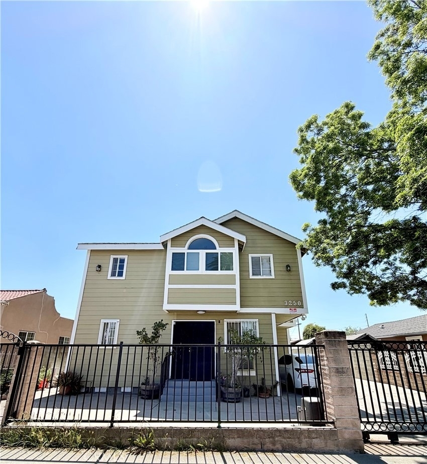 3250 Andrita Street - Photo 22