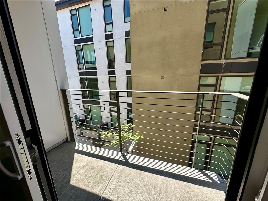 709 #418 E Walnut - Photo 9