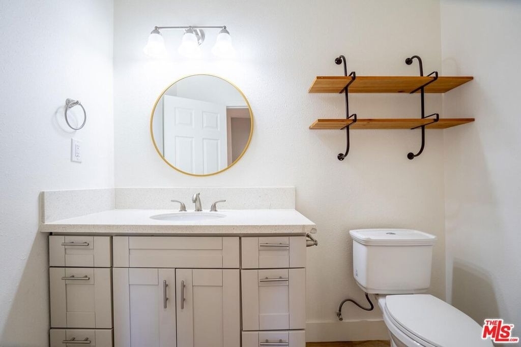 5705 Jamieson Avenue - Photo 18