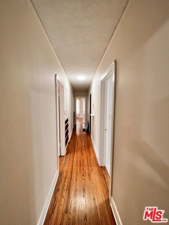 496 E 52nd Street - Photo 7