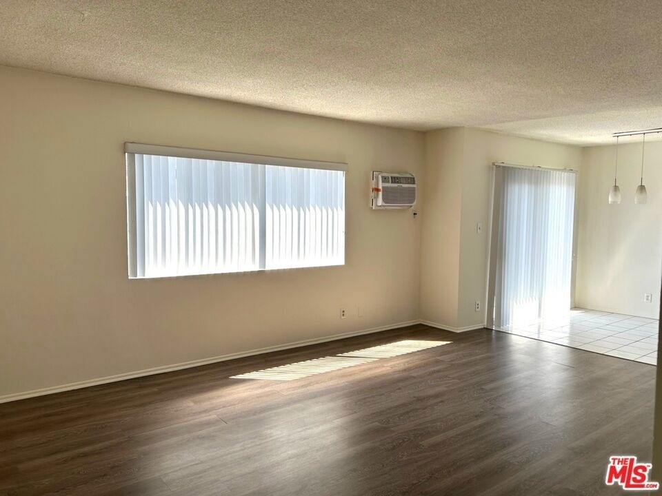 3741 Westwood Blvd - Photo 2