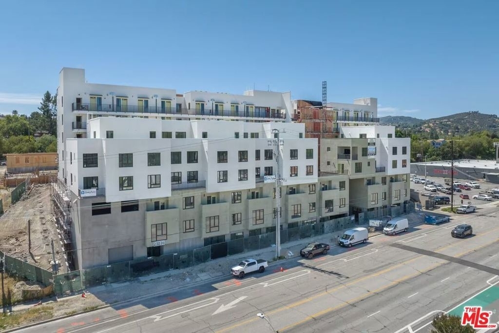 23036 Ventura Blvd - Photo 9