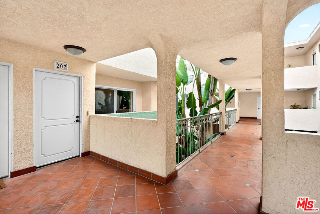 914 Lincoln Boulevard - Photo 22