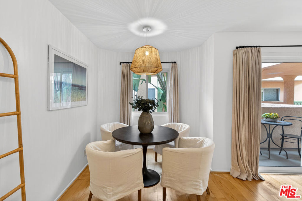 914 Lincoln Boulevard - Photo 8