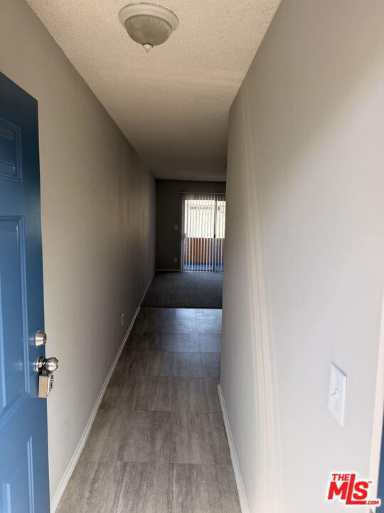 4550 Overland Avenue - Photo 3