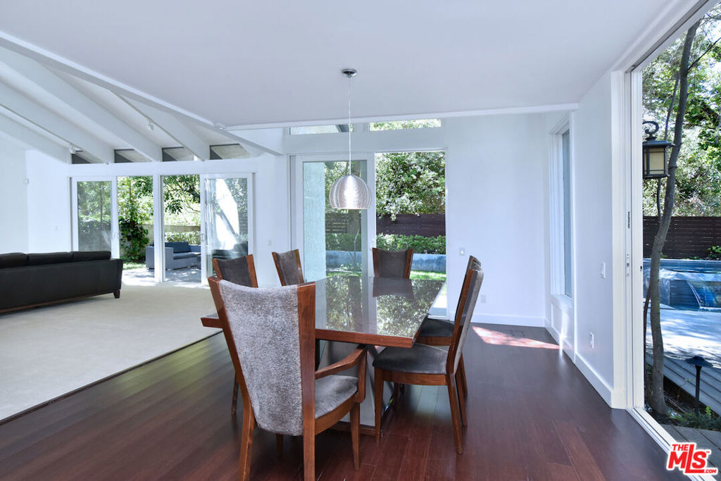 9908 Lancer Court - Photo 14