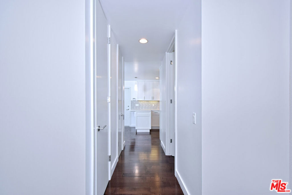 9908 Lancer Court - Photo 21