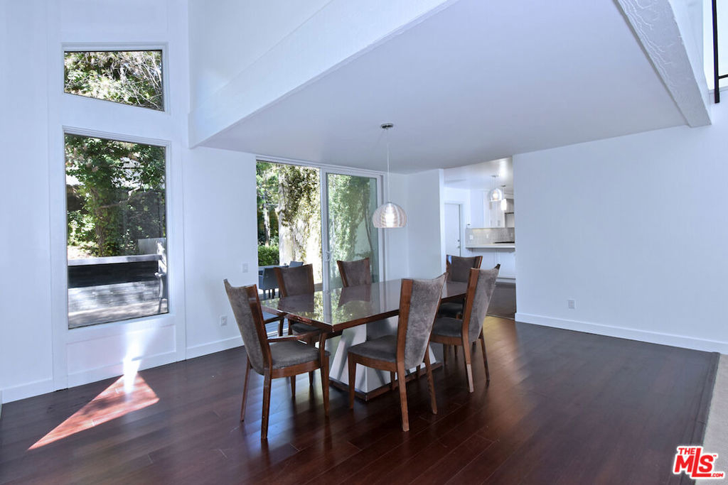 9908 Lancer Court - Photo 13