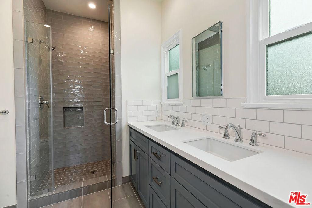 6348 Colgate Avenue - Photo 10