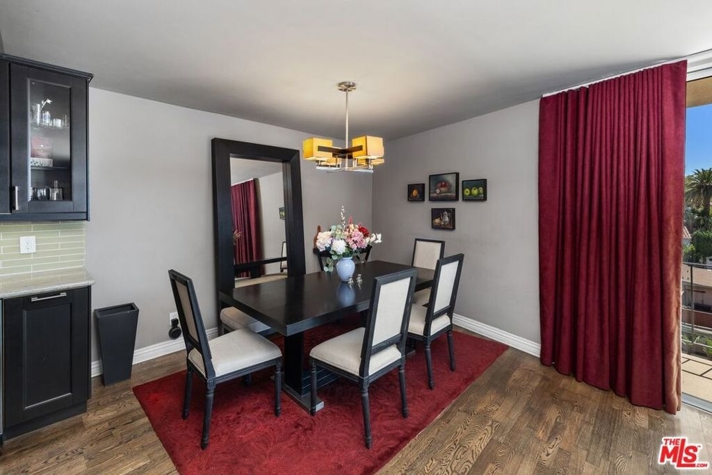 2260 N Cahuenga Boulevard - Photo 18