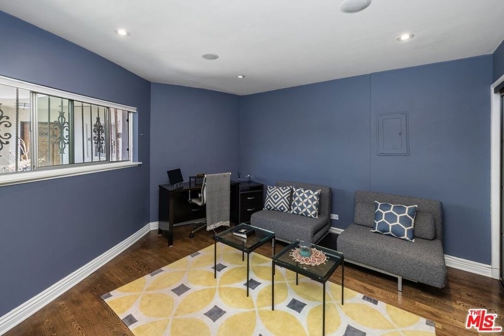 2260 N Cahuenga Boulevard - Photo 10