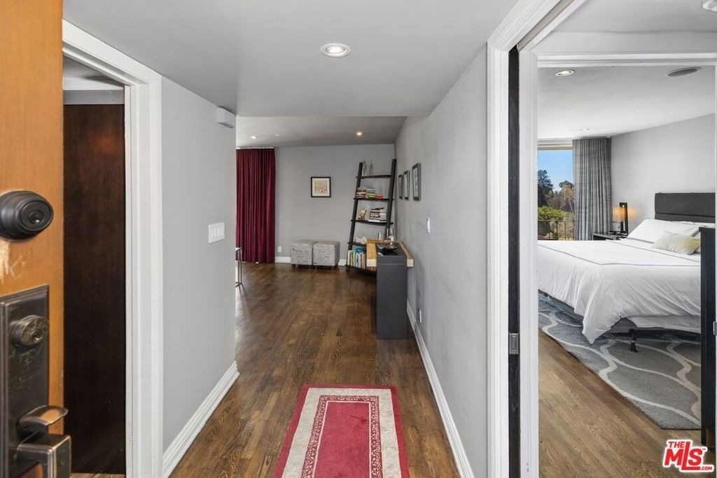 2260 N Cahuenga Boulevard - Photo 26