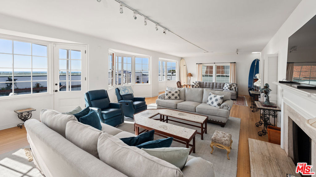 605 N Palisades Beach Road - Photo 16