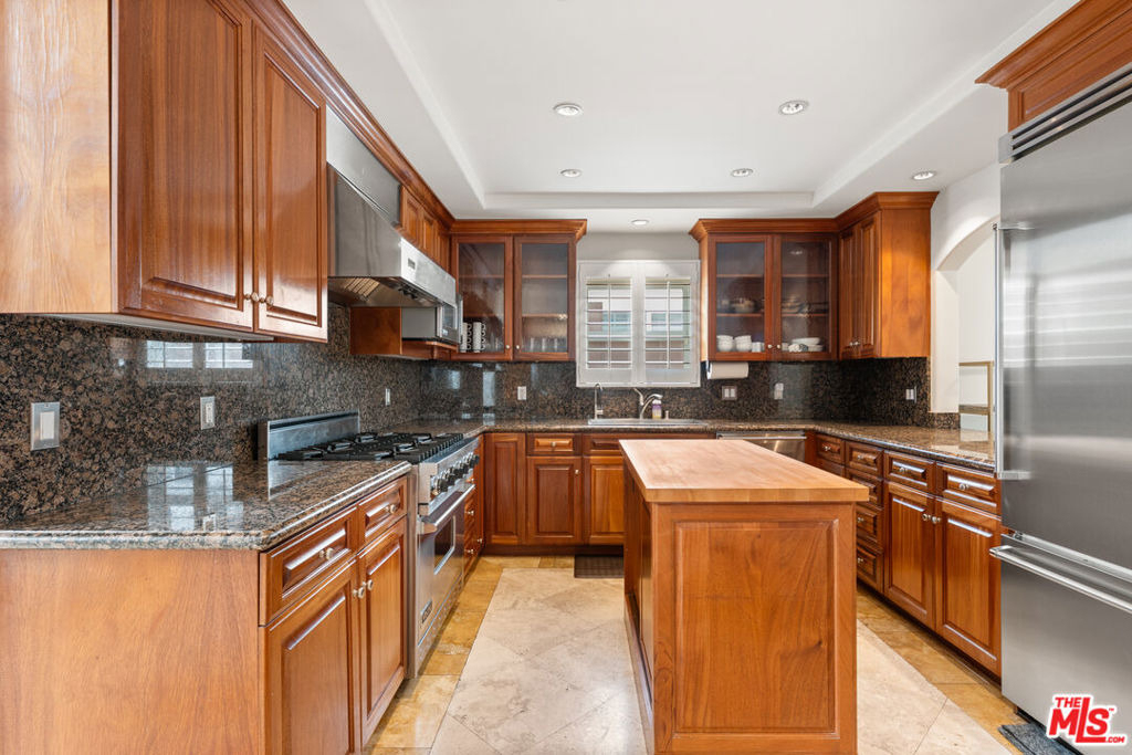 6416 W 83rd Street - Photo 3