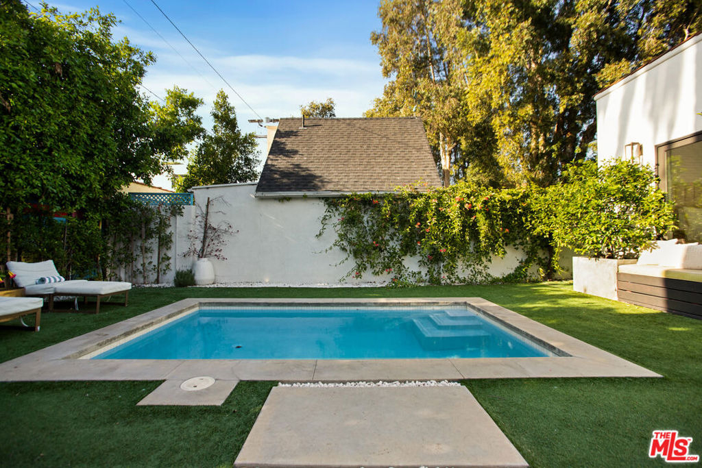 327 N Edinburgh Avenue - Photo 5