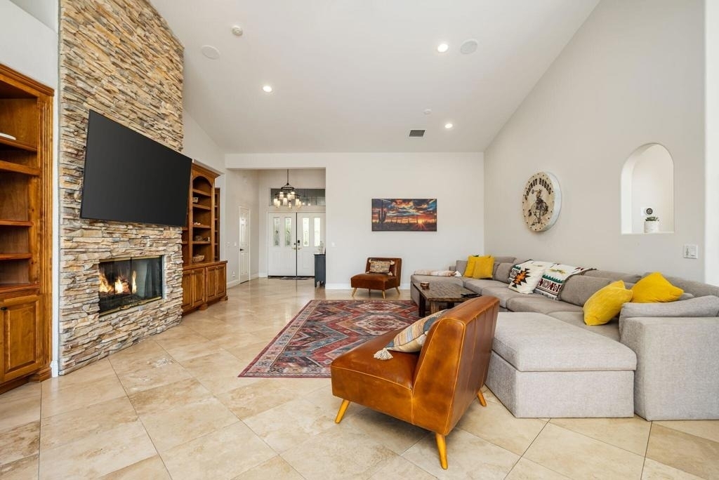 45168 Coeur Dalene Drive - Photo 17