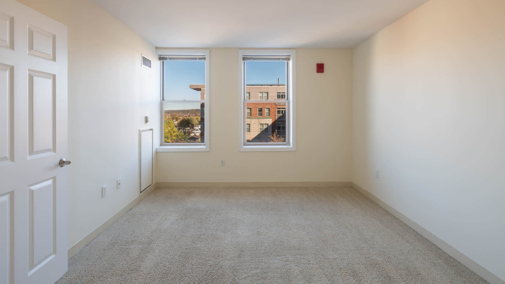 70 Hope Ave - Photo 26