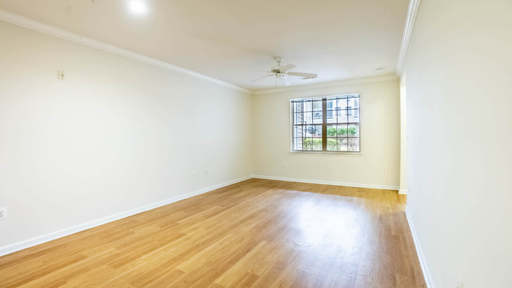 5000 Eisenhower Avenue - Photo 13