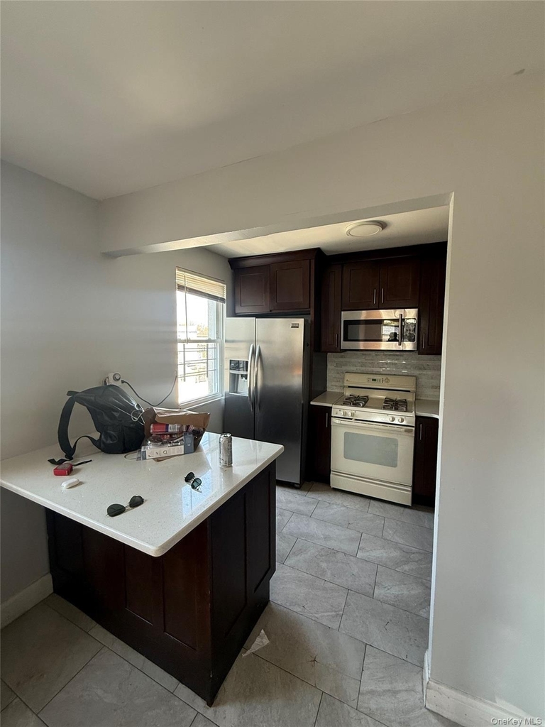 14019 183rd Street - Photo 4