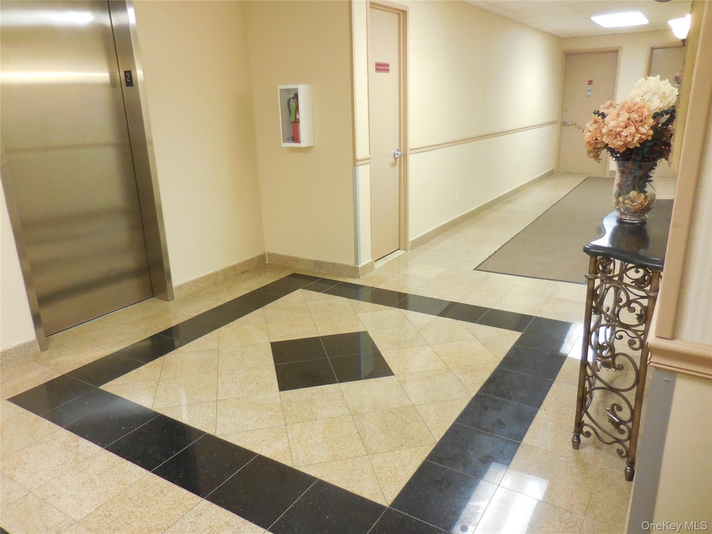 101 Jackson Avenue - Photo 6